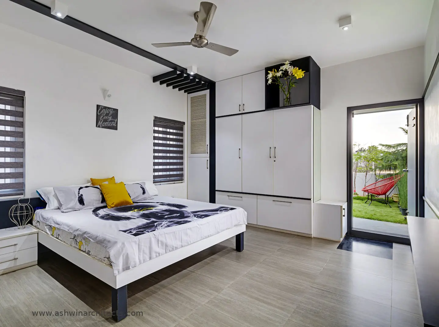slokesh-60x40-plot-residence-child-bedroom-interior-designs