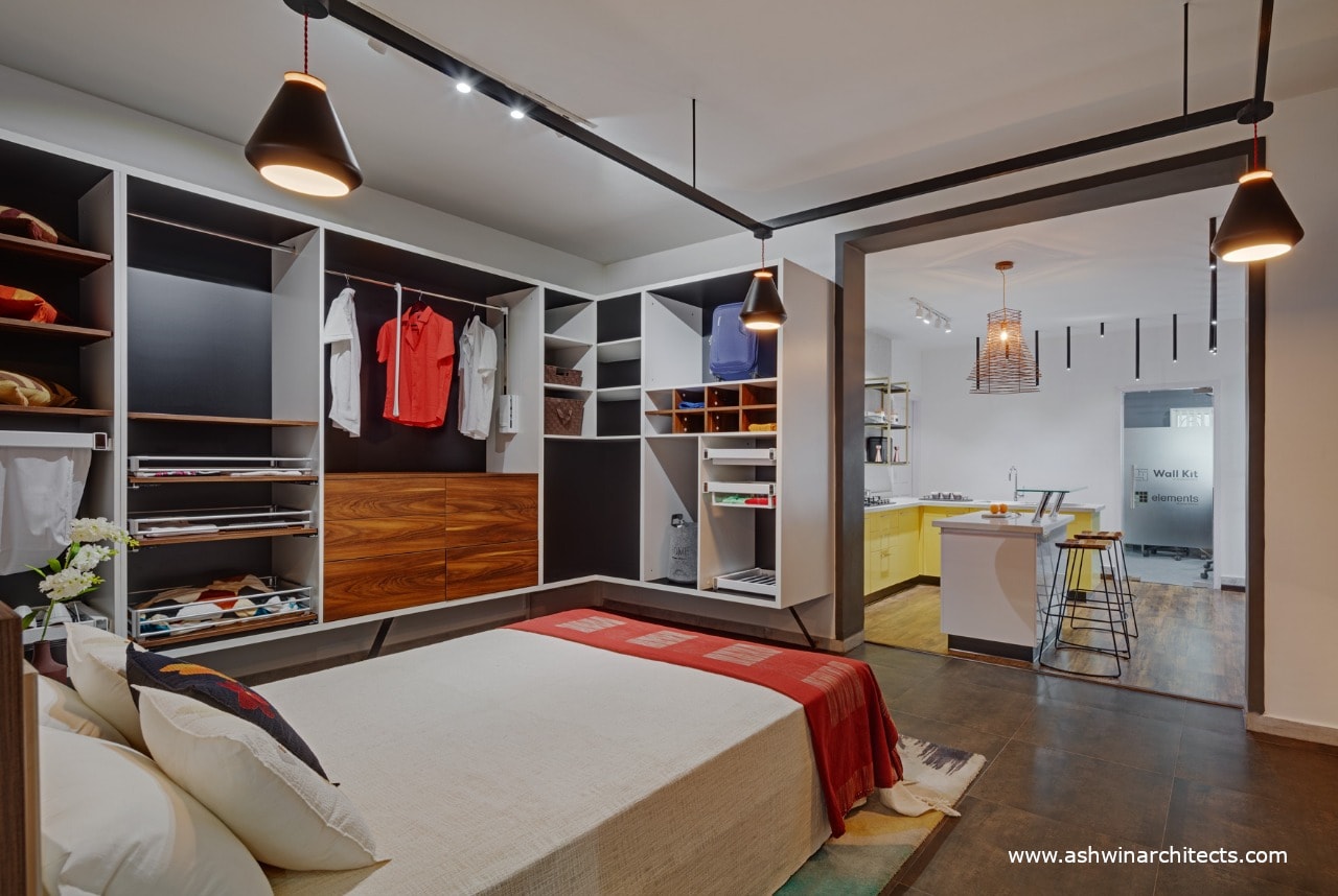 retail-architecture-1000sft-wardrobe-kitchen-showroom-design-bed-2-min