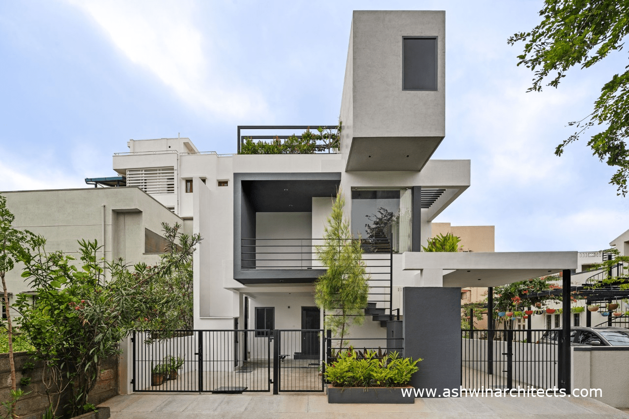 pawans-30-50-house-design-residential-architects-in-bangalore-front-elevation