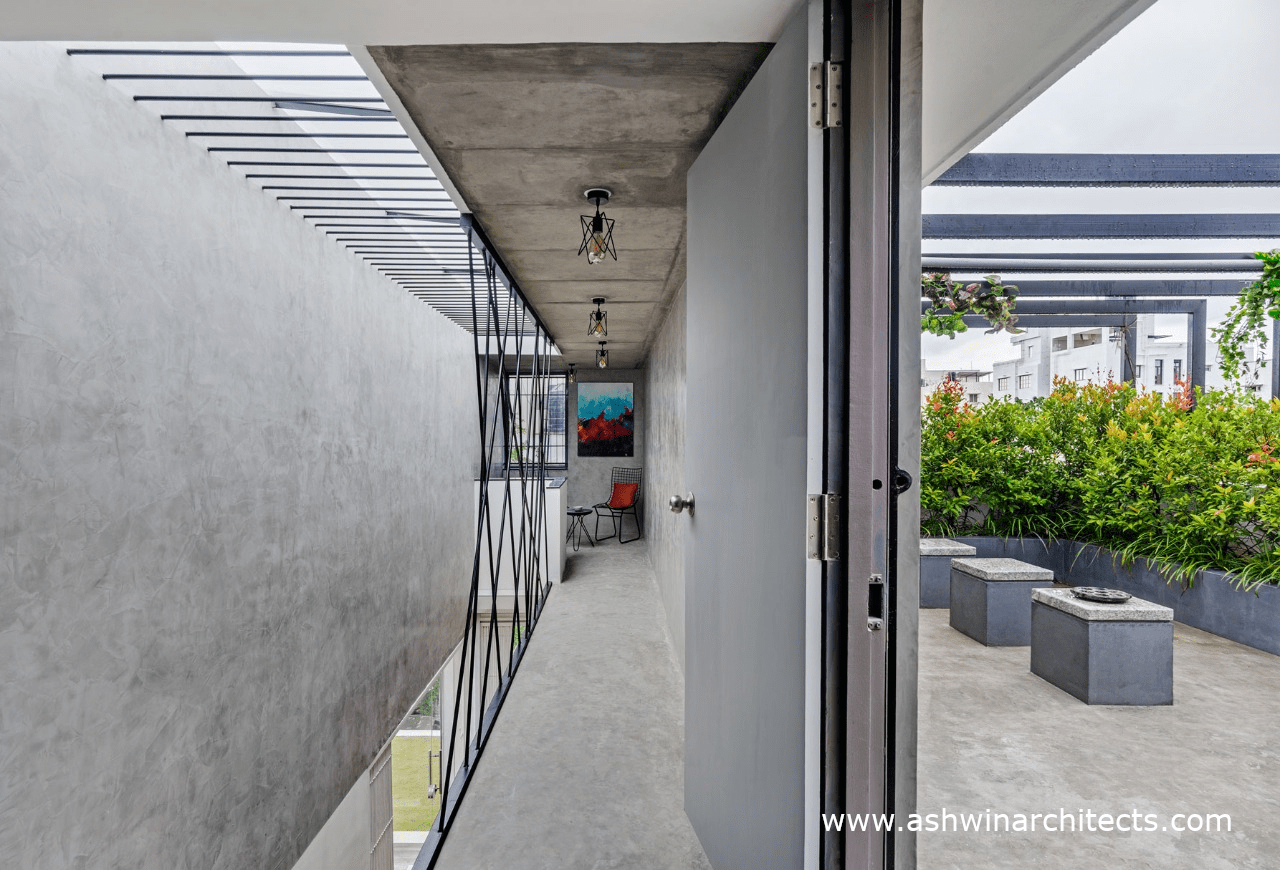 pawans-30-50-house-design-residential-architects-in-bangalore-terrace-path