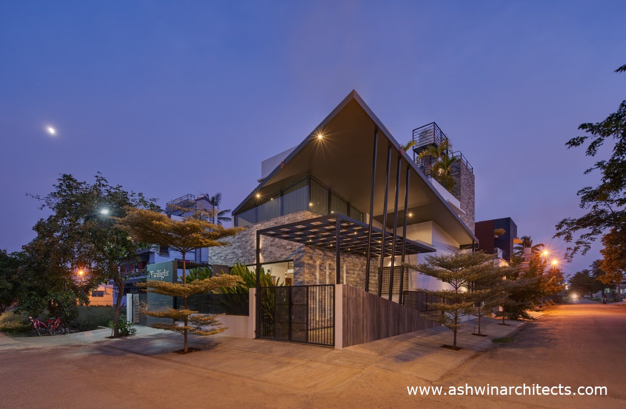twilight-house-40x60-independent-bungalow-design-evening-front-elevation-1