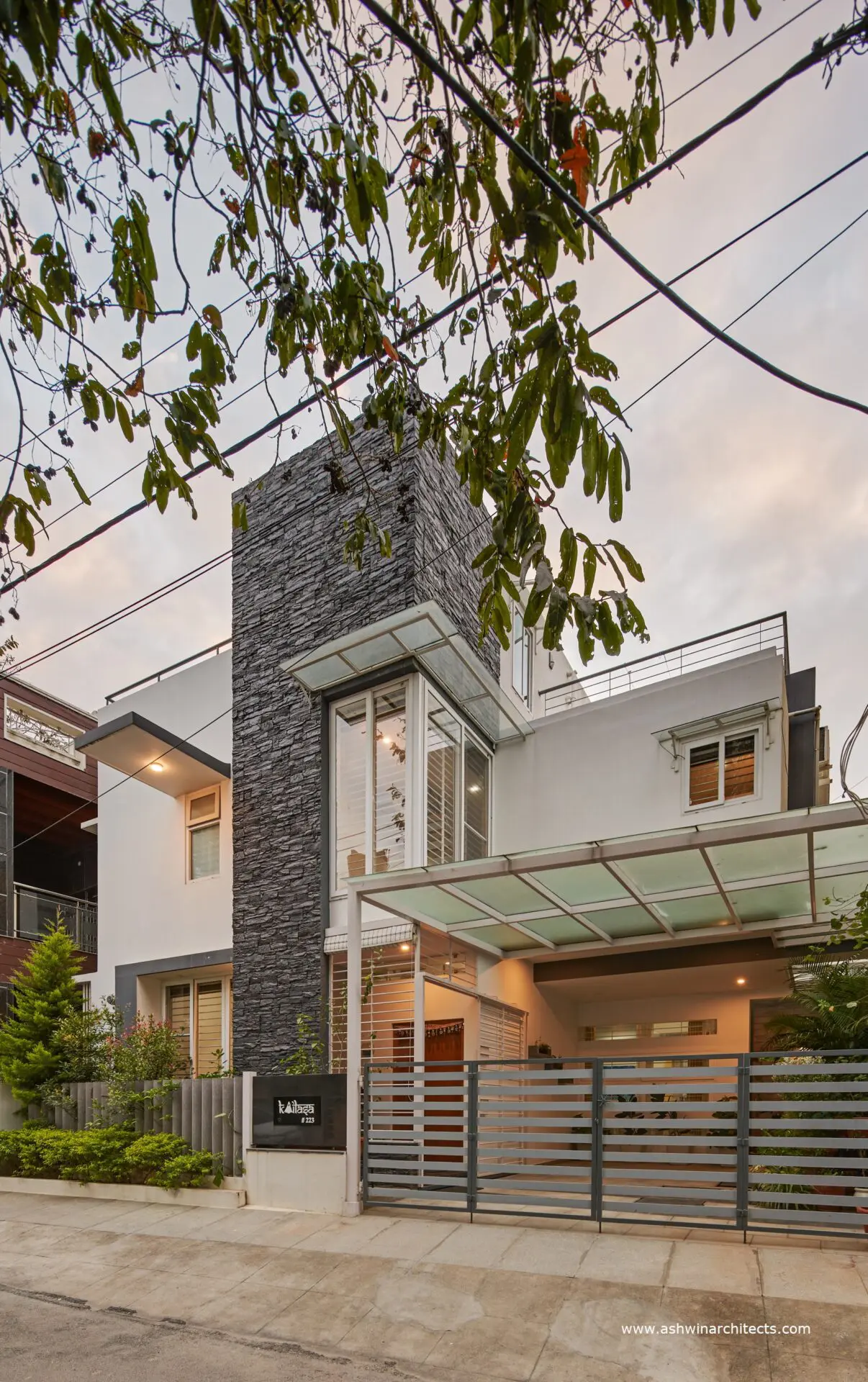 40x60-plot-Side-View-Kailash-Residence-40-x-60-Plot-3BHK-Duplex-Bungalow-3500-sft.-Family-Home-Design