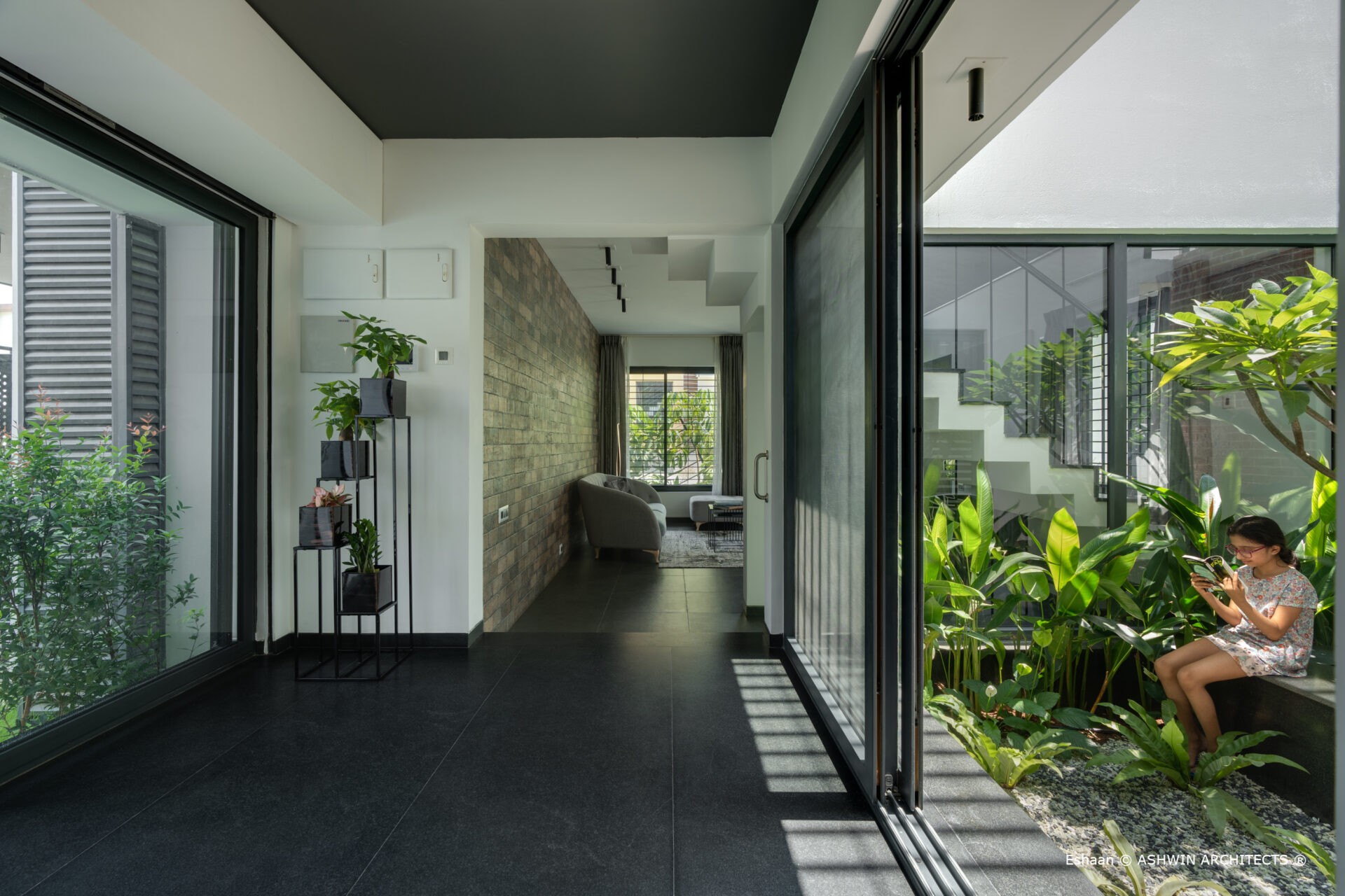 40-60-north-west-bungalow-design-indian-bungalow-house-design-bangalore-interior