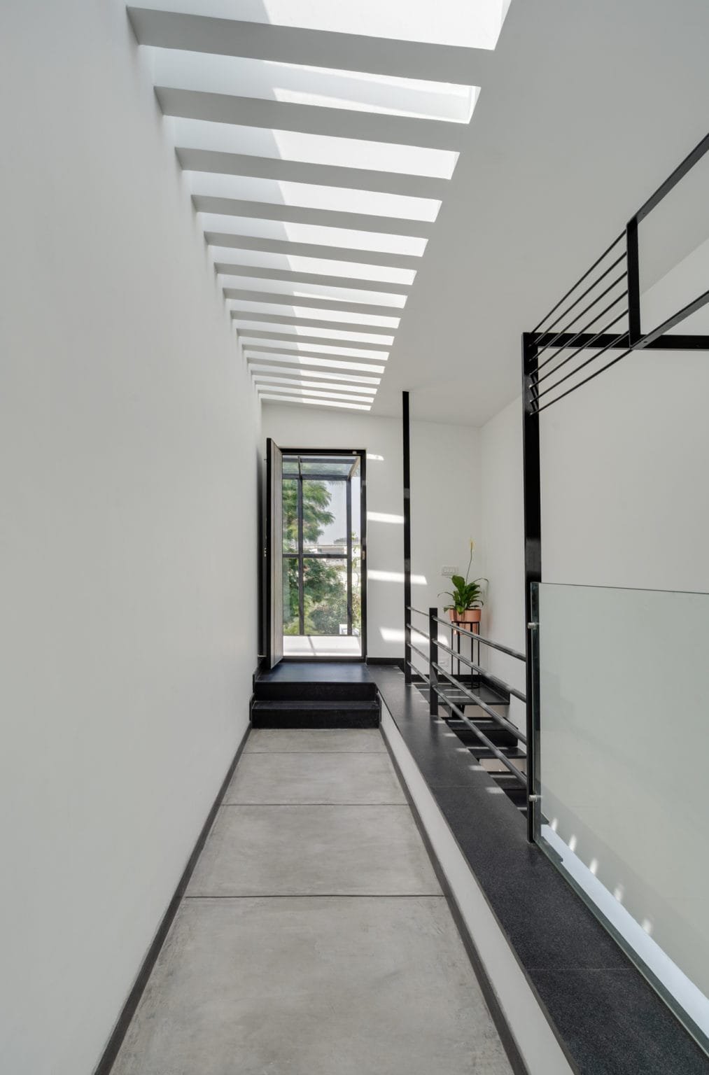 Top Architects Near Me - Contemporary Design Ideas - House Architecture