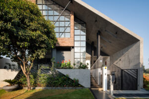 Kodalli's Happy Place - Exterior Design 10
