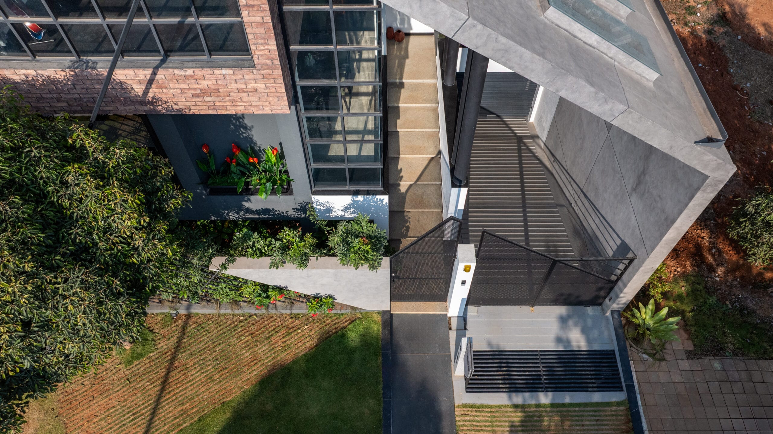 Kodalli's Happy Place - front elevation